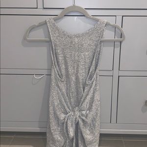 Lou and grey tie tank